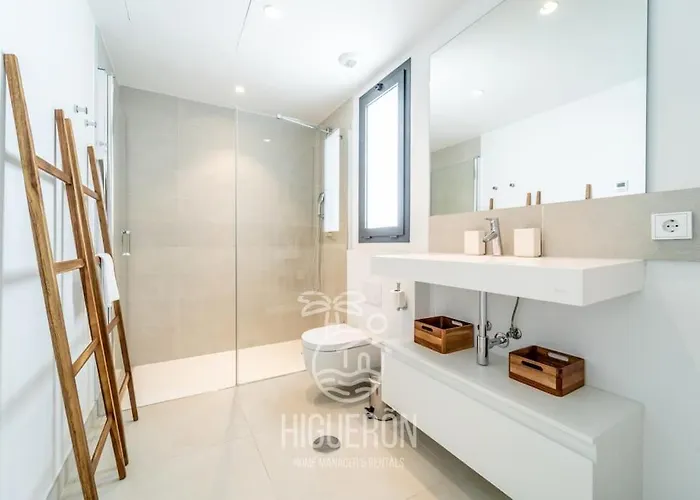 Apartamento Higueronrentals The Aerie