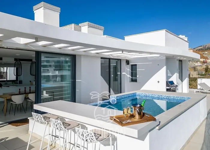 Apartamento Higueronrentals The Aerie